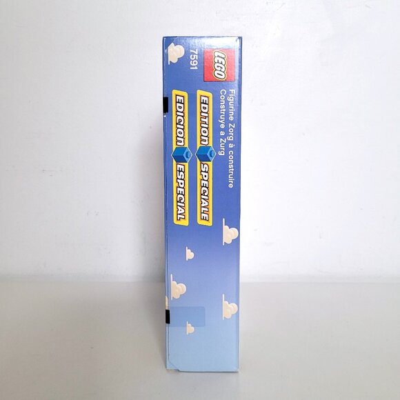 Retired Lego Set 7591: Toy Story - Construct-a-Zurg - Picture 2 of 8